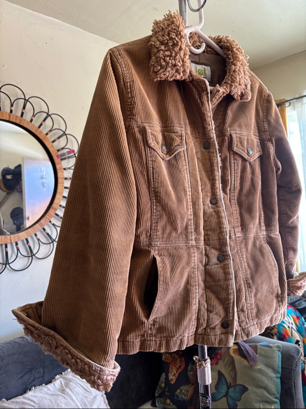 Y2K l.e.i. Tan Corduroy Sherpa Collar Snap Front Jacket Size L